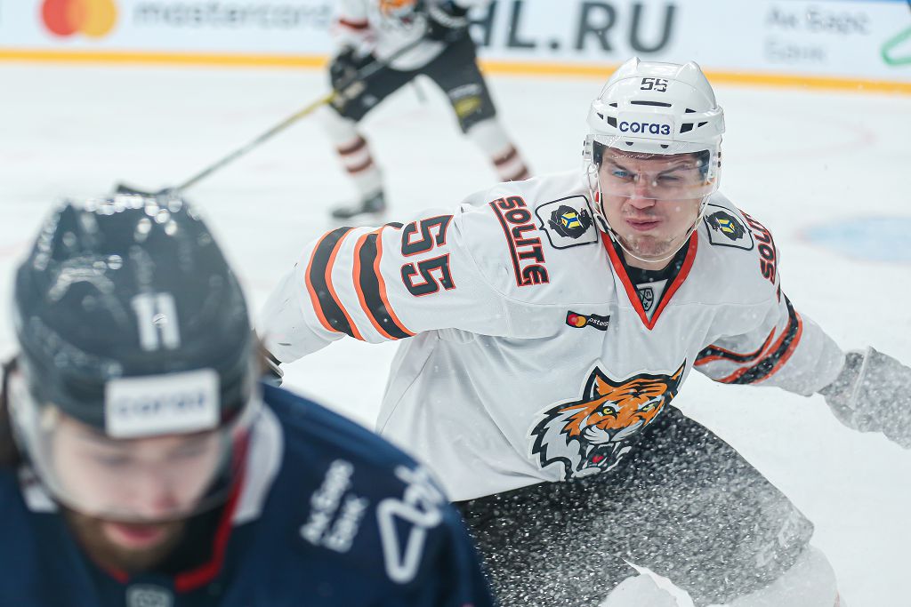 Амур хабаровск расписание. Хк Амур Осипов Егор. Вадим Покотило хк Амур. Шафигуллин хк Амур 2014. Хк Амур 2006 Осипов Егор.