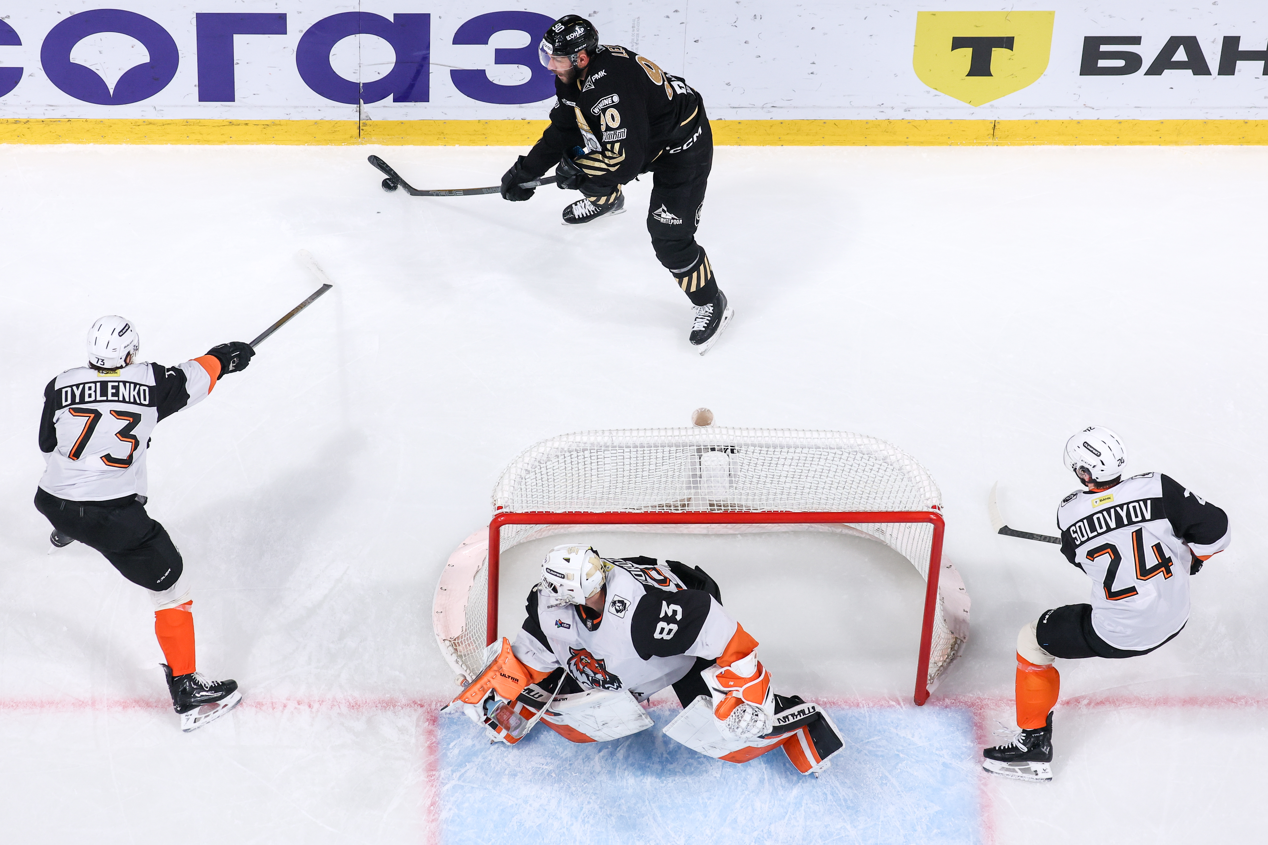 Матч за «Трактором»